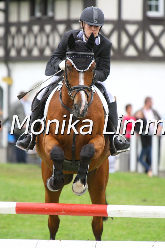 097M0332_Graf Zatinus.JPG